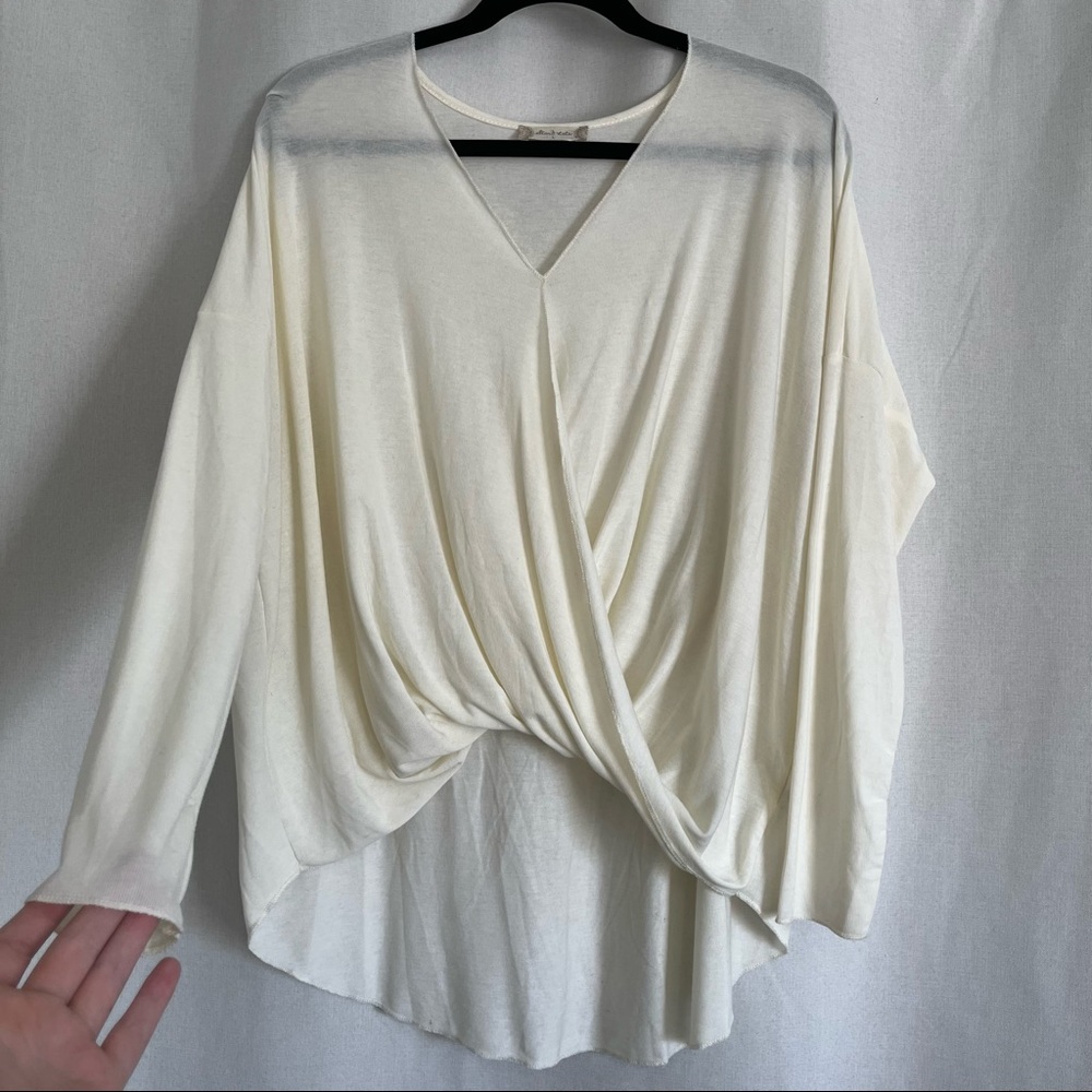 Fun & sexy white top